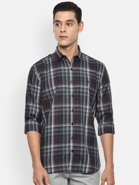 

V Dot Men Grey Checked Slim Fit Casual Shirt