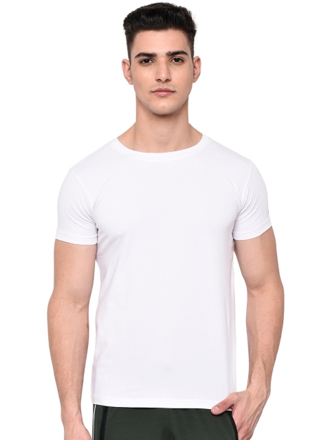 

FUAARK Men White Dri-FIT Slim Fit Training or Gym T-shirt