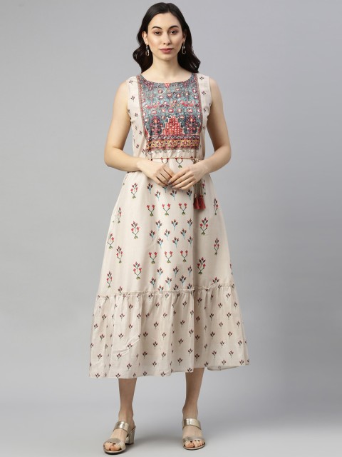 

GOLDSTROMS Women Off White Geometric Printed Anarkali Kurta