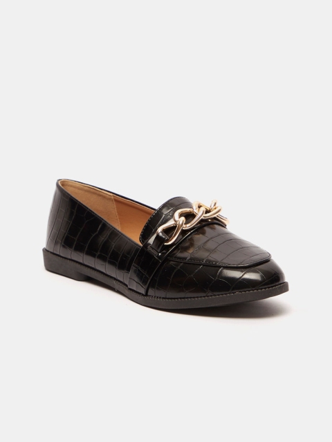 

shoexpress Woman Black Animal Textured Ballerinas Flats