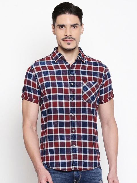 

Mufti Men Rust Slim Fit Checked Cotton Casual Shirt