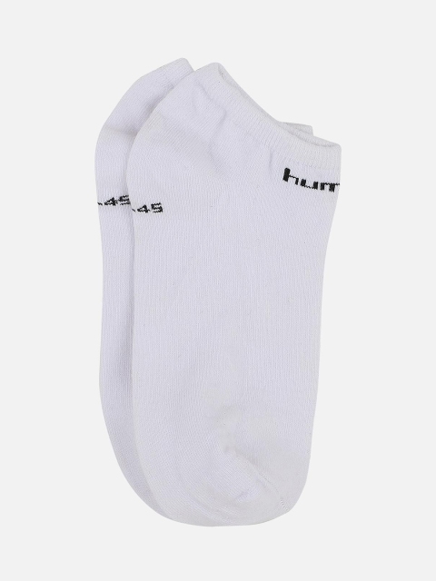 

hummel White Solid Sports Ankle-Length Socks