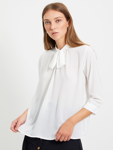 

Trendyol Off-White Solid Top