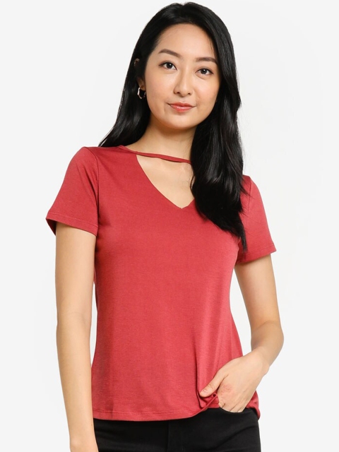 

ZALORA BASICS Red Choker Neck Top