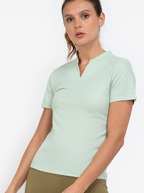 

ZALORA ACTIVE Green Mandarin Collar Polo Tee Top