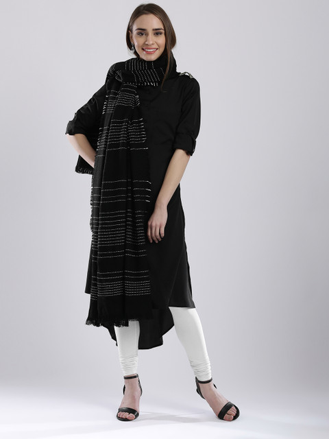 

W Black & White Stripe Patterned Stole