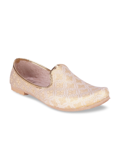 

HOUSE OF JUTTI Men Copper-Toned Ethnic Motifs Embroidered Mojaris