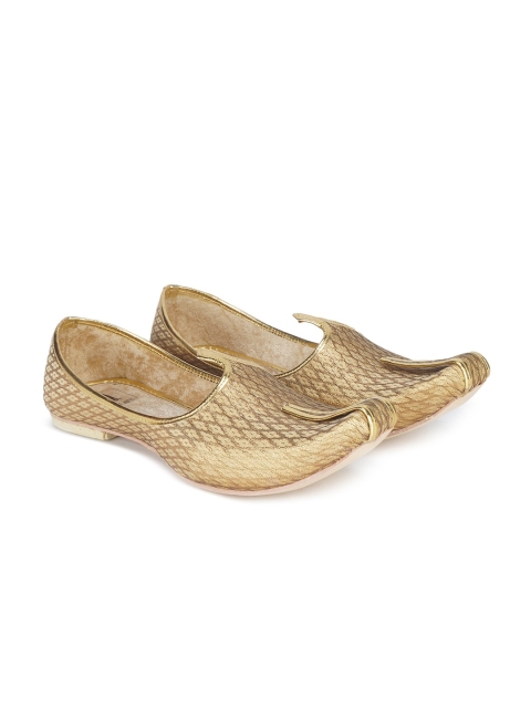 

HOUSE OF JUTTI Men Copper-Toned Woven Design Mojaris