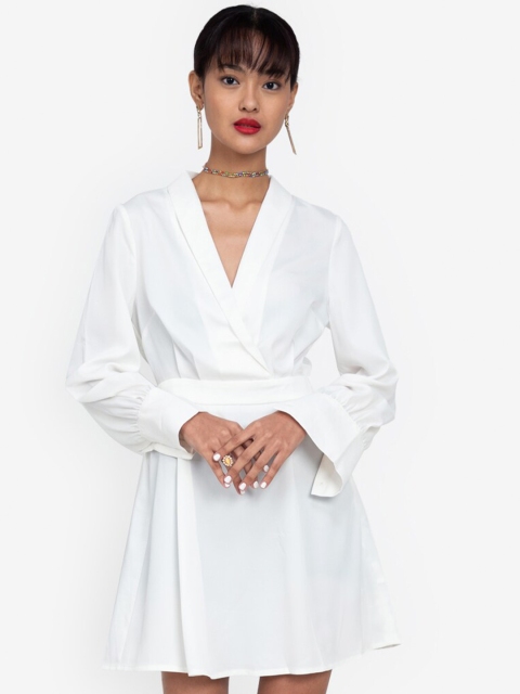 

ZALORA OCCASION Women White Solid Wrap Dress