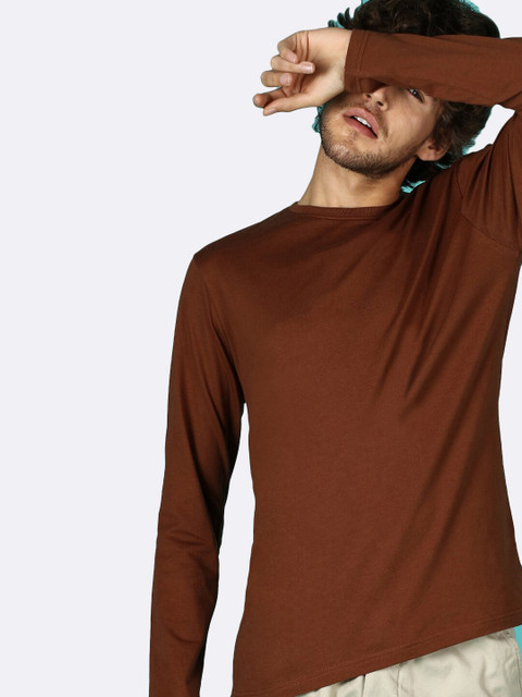

Bewakoof Men Brown Solid T-shirt