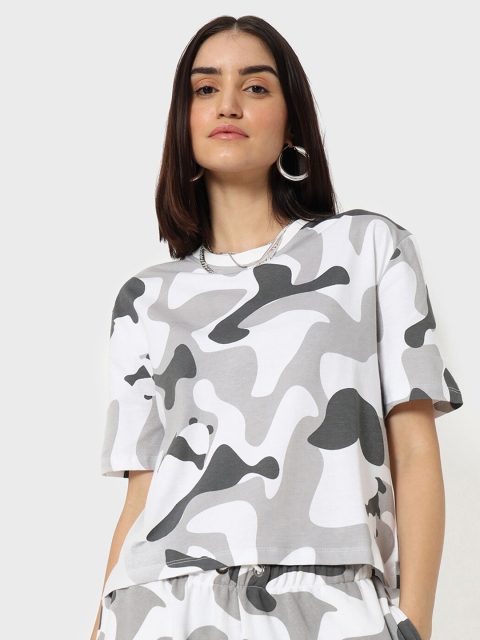 

Bewakoof Women Grey Camouflage Printed Boxy Crop T-shirt
