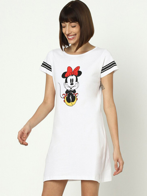 

Bewakoof Women White Printed Applique T-shirt
