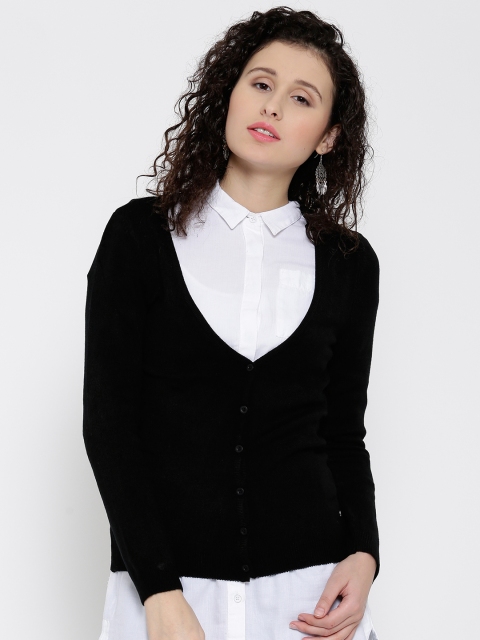

Flying Machine Women Black Solid Cardigan