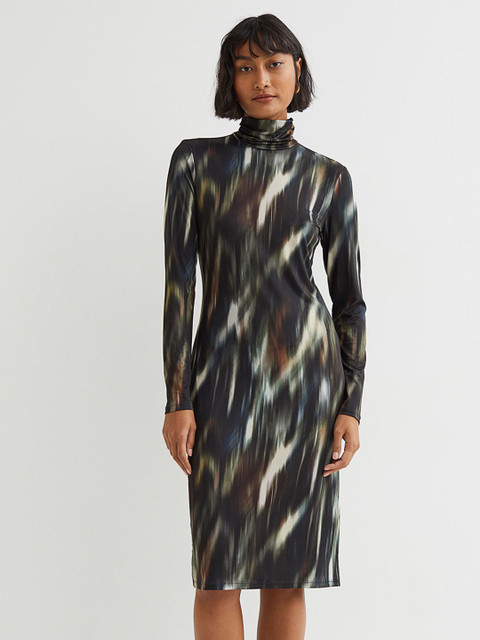 

H&M Women Black Printed Fitted Bodycon Dress