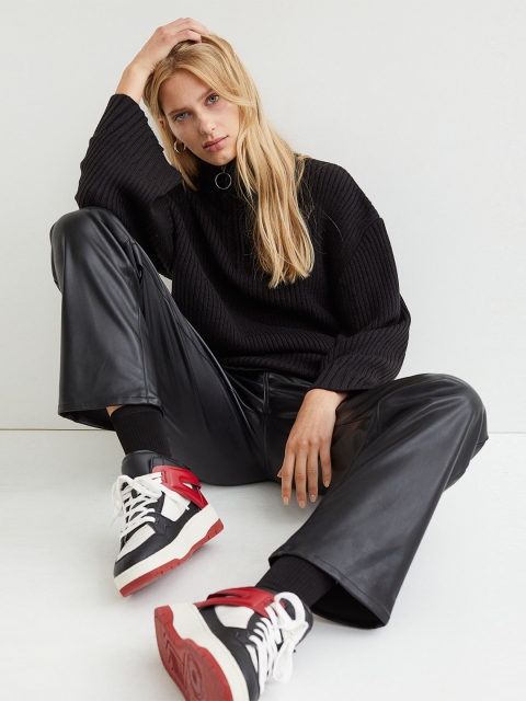

H&M Women Black Zip Top Ribbed Knitted Oversized Jumper