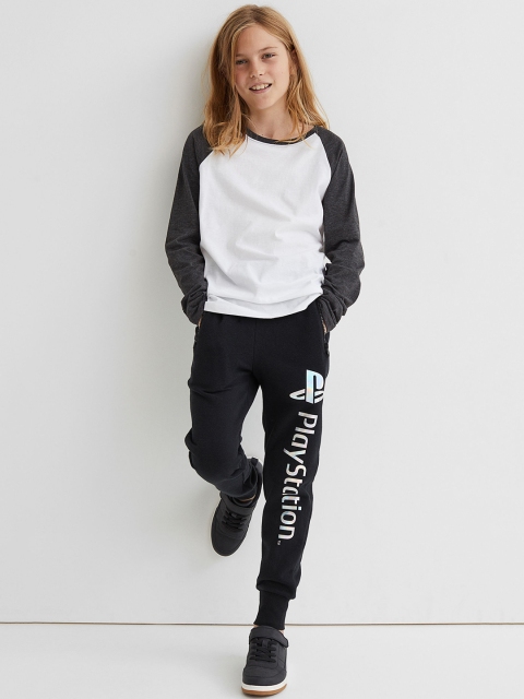 

H&M Boys Black Printed Joggers