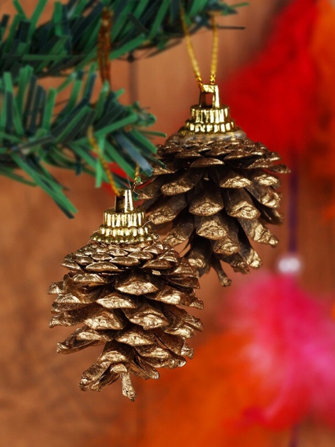 

Ferns N Petals Set of 7 Brown Christmas Tree Hanging Decoration, Multi
