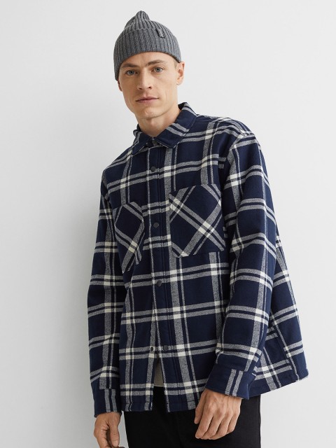 

H&M Men Blue & White Checked Padded Overshirt