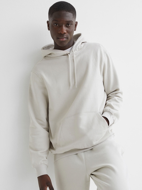 

H&M Men Grey Solid Relaxed Fit Hoodie