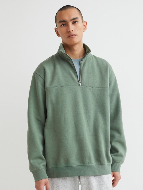 

H&M Men Green Solid Relaxed Fit Sweatshirt