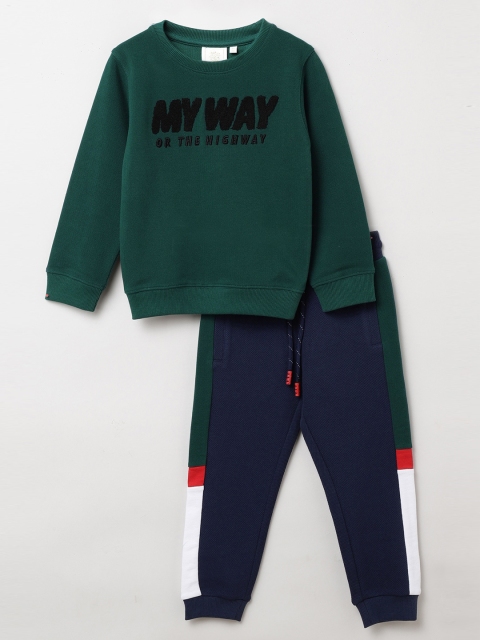 

BYB PREMIUM Boys Green Printed Cotton Sweatshirt