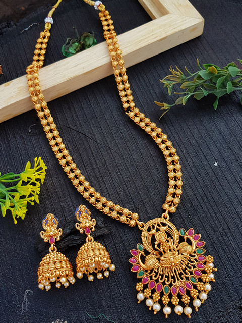 

GRIIHAM Women Gold-Plated Green & Pink Stone Studded & Beaded Jewellery Set