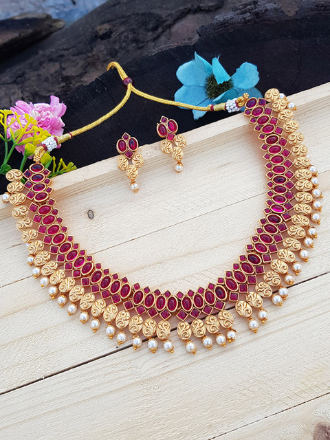 

GRIIHAM Gold-Plated Red & Off-White AD-Studded & Beaded Jewellery Set