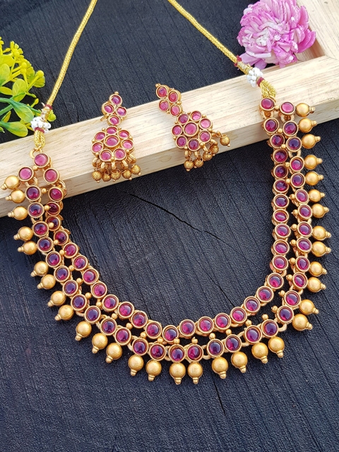 

GRIIHAM Gold-Toned & Pink AD-Studded Jewellery Set