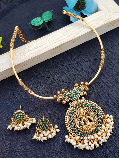 

GRIIHAM Gold-Toned & Green AD-Studded & Beaded Jewellery Set