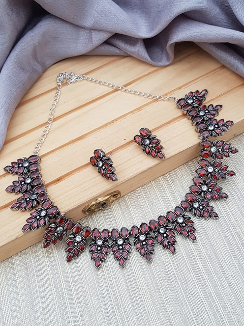 

GRIIHAM Silver-Toned & Brown Silver Oxidised Jewellery Set