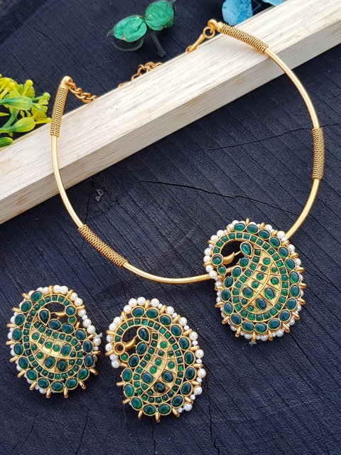 

GRIIHAM Woman Gold-Plated Green AD-Studded Jewellery Set