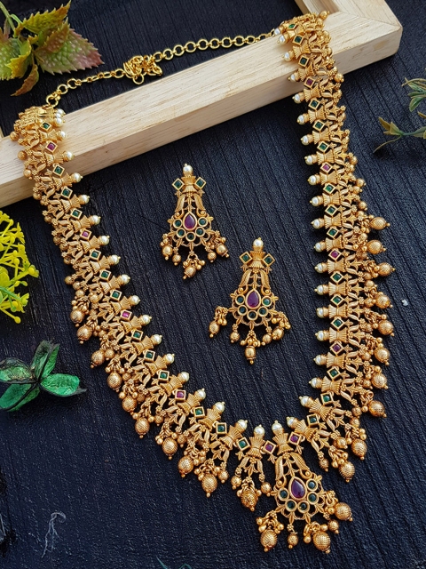 

GRIIHAM Gold-Plated & Green AD-Studded Jewellery Set