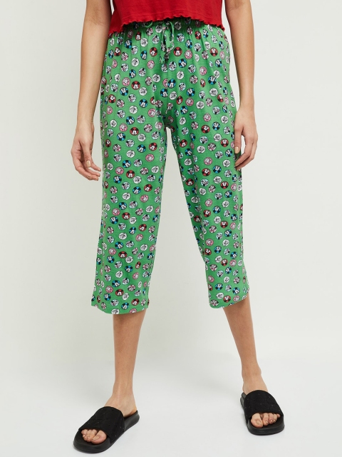 

max Women Green Printed Capri