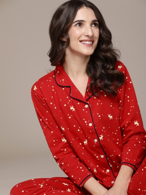 

beebelle Women Red Star Printed Pure Cotton Night suit
