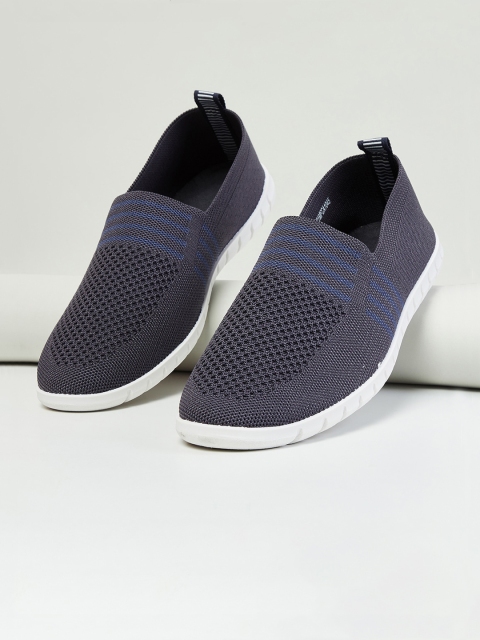 

max Men Grey Woven Design PU Slip-On Sneakers