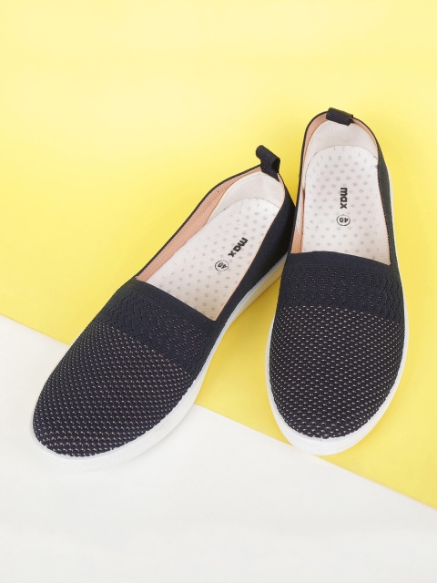 

max Women Navy Blue Woven Design Loafers
