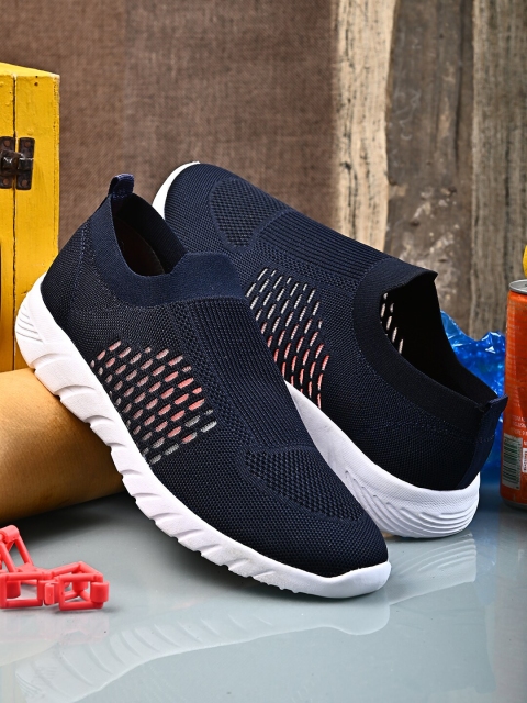 

San Frissco Men Blue Textured Running Shoes