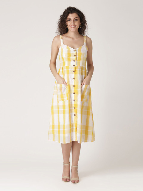 

DIVA WALK EXCLUSIVE Women Yellow & White Checked Cotton Midi Dress