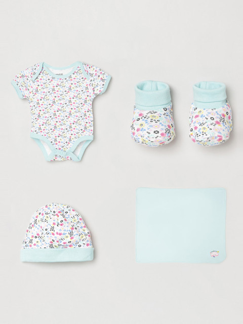 

max Infant Girls White & Turquoise Blue Printed Cotton Clothing Set