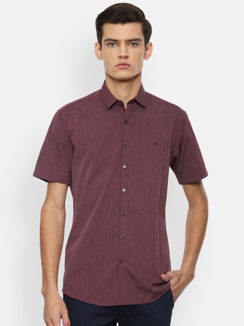 

V Dot Men Maroon Slim Fit Printed Casual Shirt