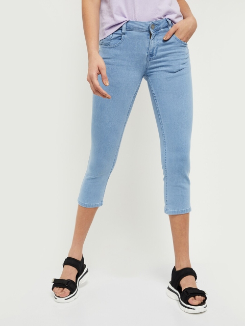 

max Women Blue Capris