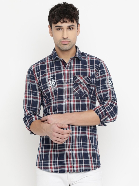 

V2 Value & Variety Men Red Tartan Checked Casual Shirt