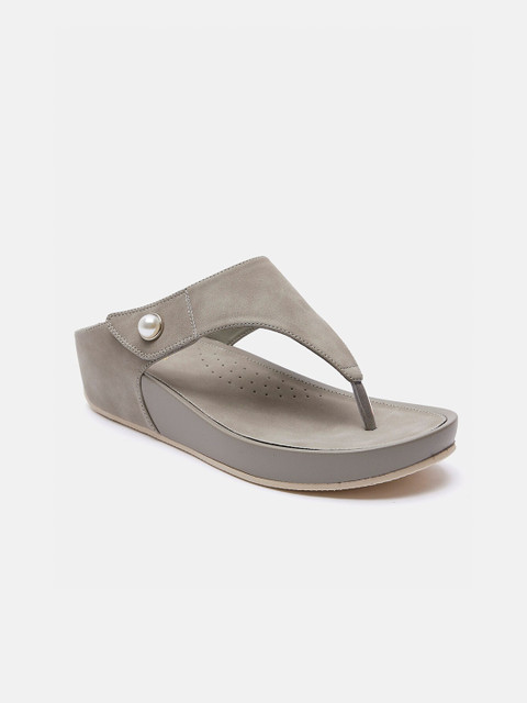 

shoexpress Women Grey T-Strap Flats