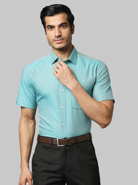 

Park Avenue Men Green Cotton Formal Shirt