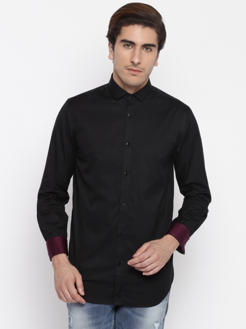 

Jack & Jones Men Black Solid Slim Fit Casual Shirt