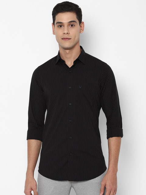 

Allen Solly Men Black Slim Fit Grid Tattersall Checks Checked Casual Shirt