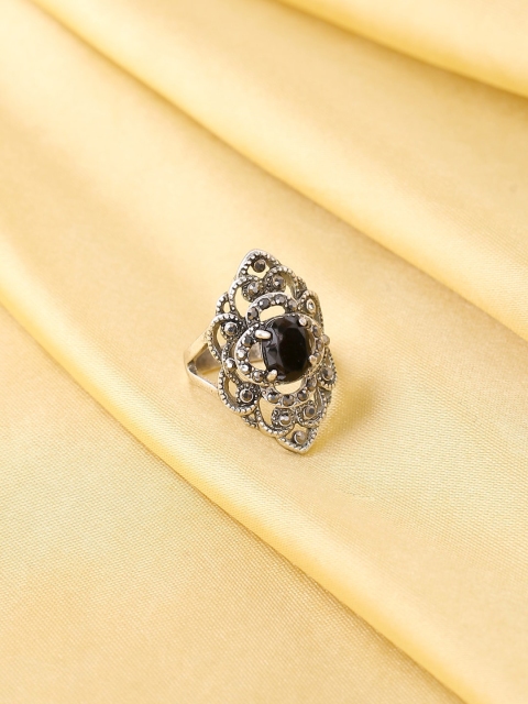 

VIRAASI Silver-Plated Black Stone Studded Finger Ring