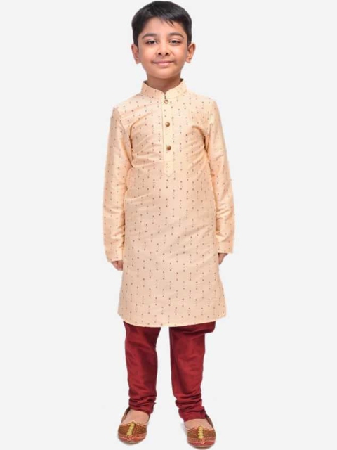 

NAMASKAR Boys Peach-Coloured Floral Printed Linen Kurta with Churidar