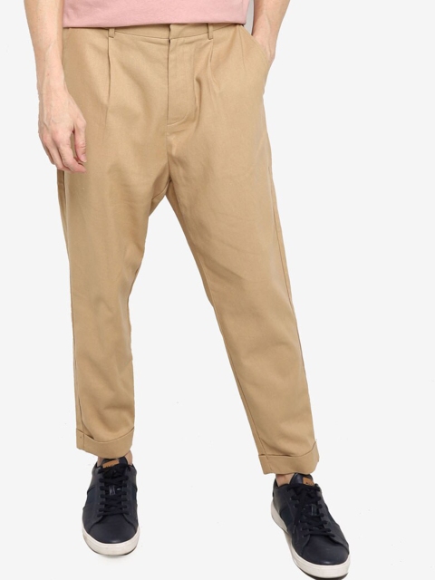 

ZALORA BASICS Men Beige Classic Pleated Chinos