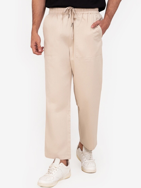 

ZALORA BASICS Men Beige Classic Easy Wash Joggers Trousers